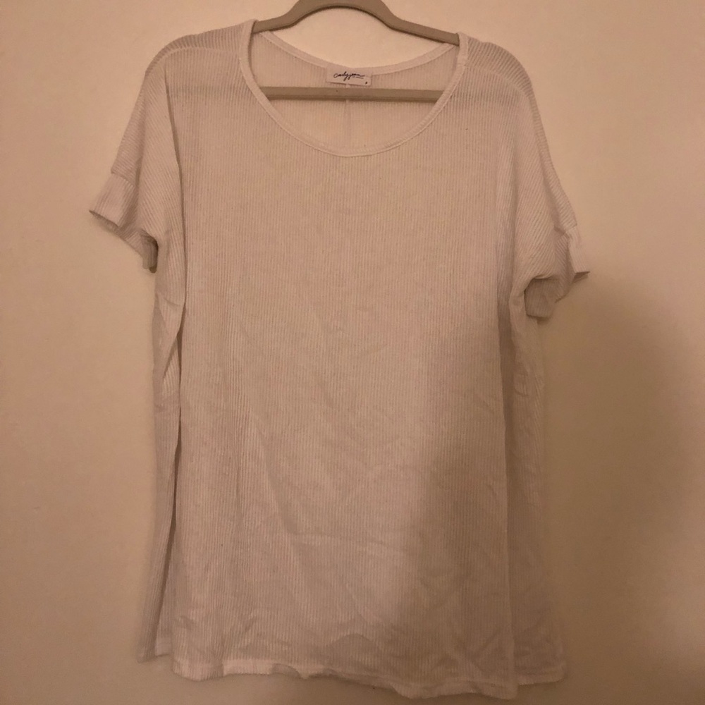 Carly Jean Flowy White Blouse/Tunic